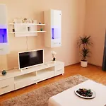 Savoya Apartment